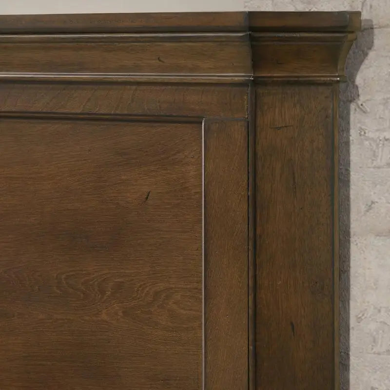 3 Piece Queen Wooden Bedroom Set with 2 Nightstands