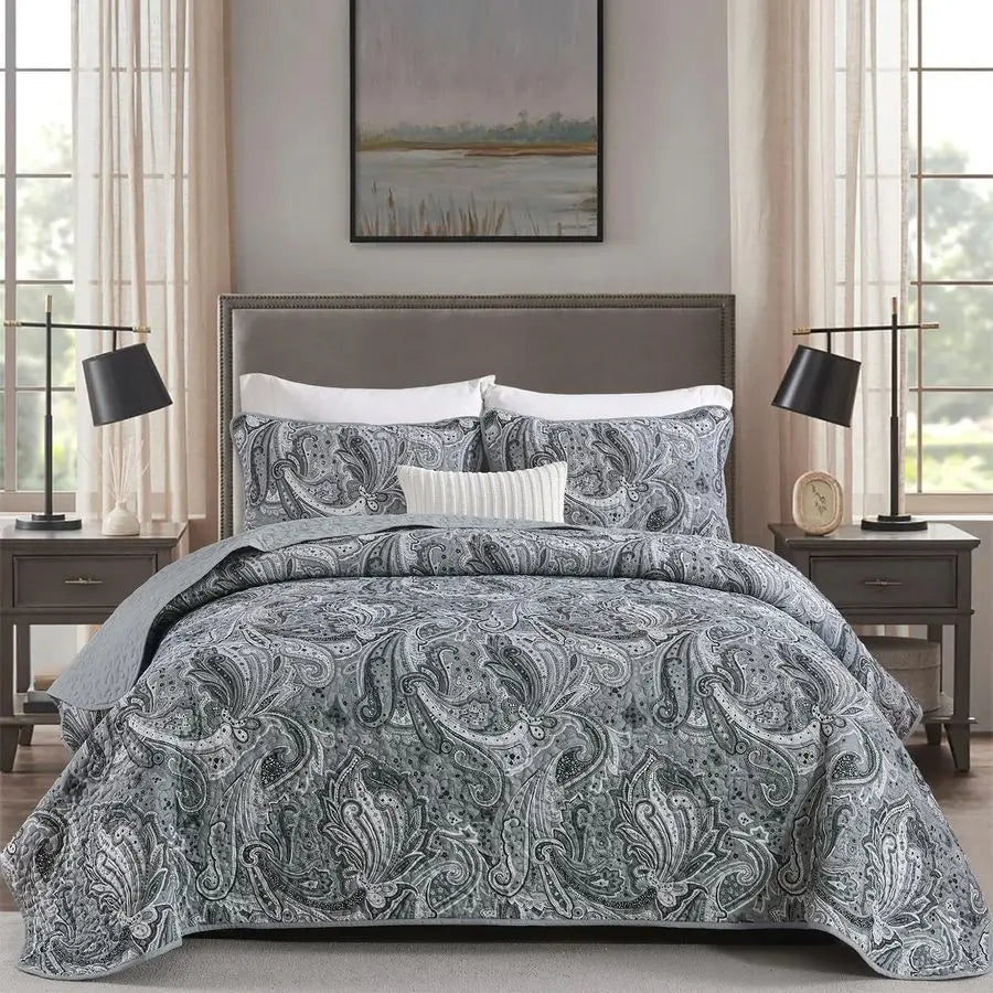 Dark Grey Paisley Quilt Bedding Set for King Size Bed