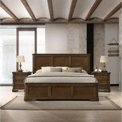 3 Piece Queen Wooden Bedroom Set with 2 Nightstands