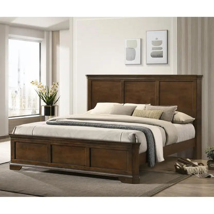 3 Piece Queen Wooden Bedroom Set with 2 Nightstands